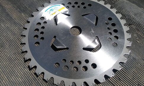 blade 山口金属。コブ付き