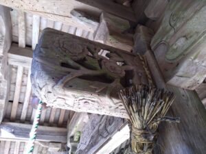 泉嵓神社。末社。透かし彫り