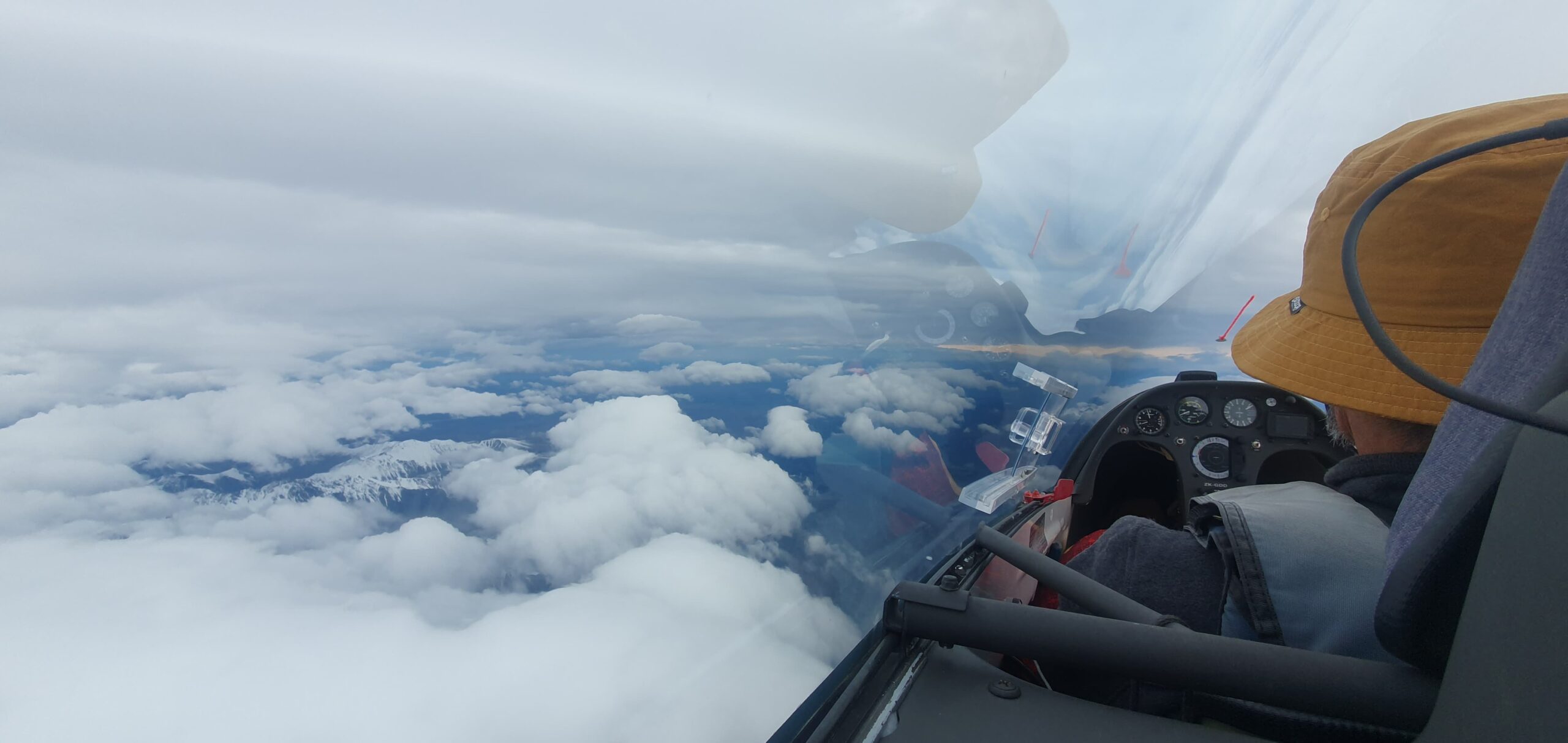 wave flight from rear 後席からの写真