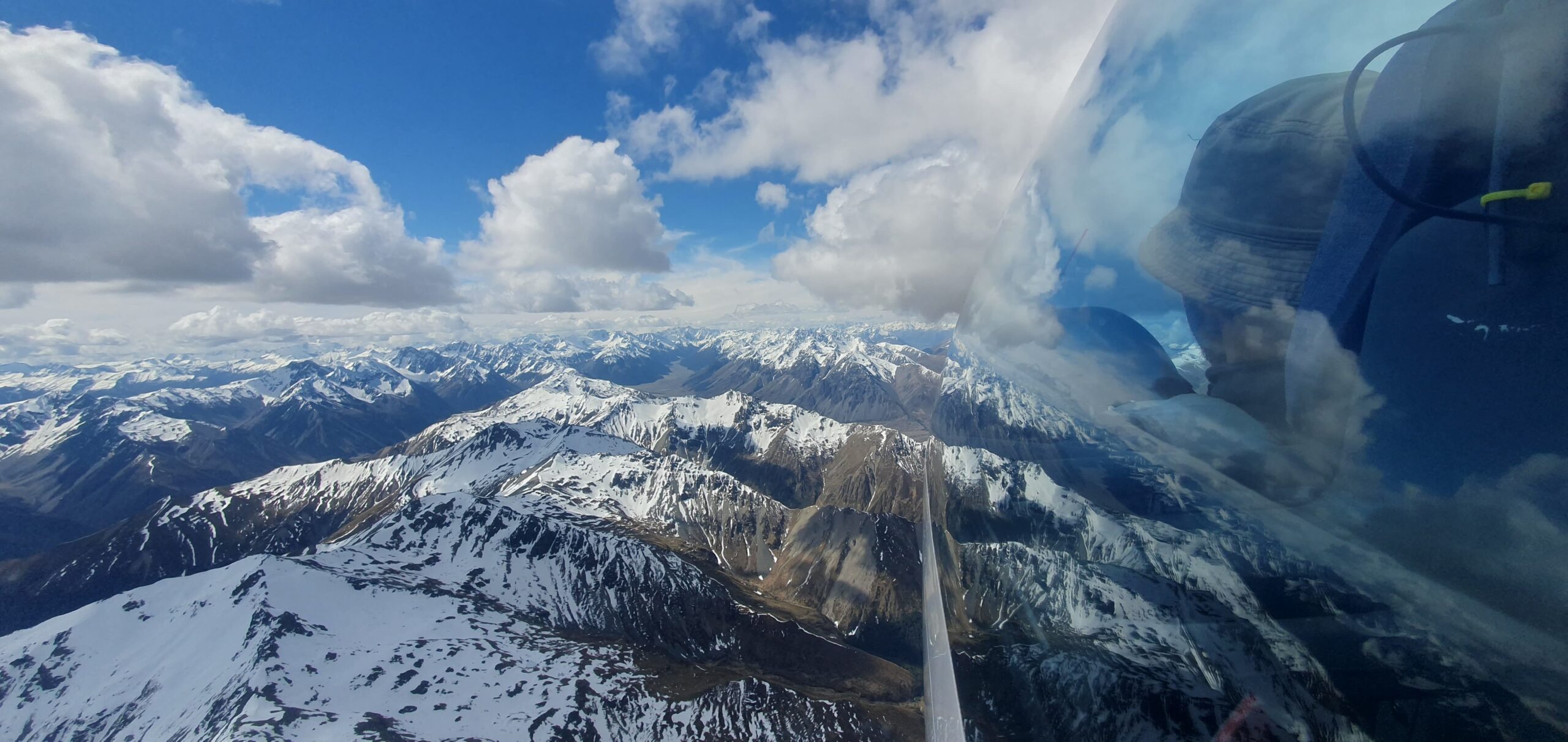 wave flight from rear 後席からの写真。風防2