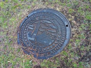 canal 運河パーク。マンホール