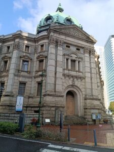 basha 馬車道。歴史博物館。玄関とドーム