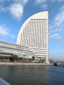 kokusai 国際橋。インターコンチネンタルホテル