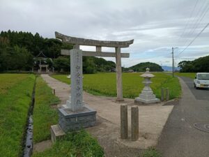 宇受賀神社。鳥居