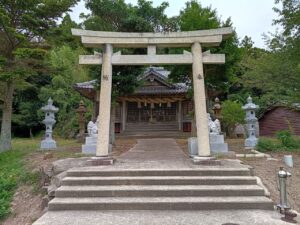 宇受賀神社。鳥居2