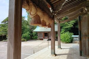 隠岐神社。注連縄